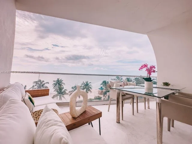16901 Collins Ave # 504, Sunny Isles Beach FL 33160