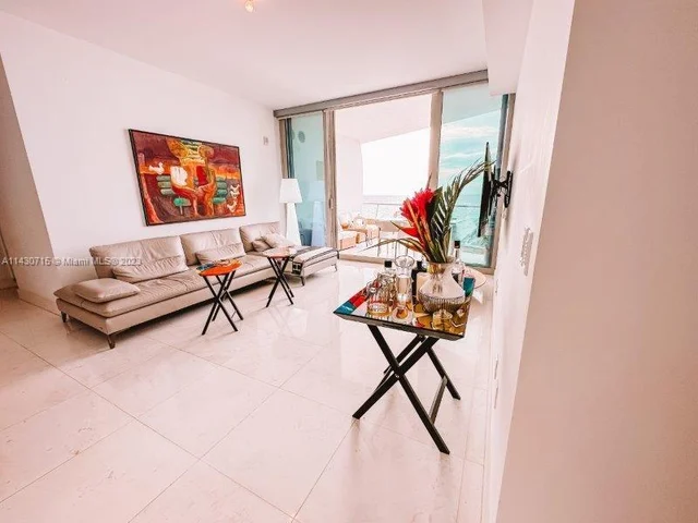 16901 Collins Ave # 504, Sunny Isles Beach FL 33160