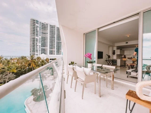 16901 Collins Ave # 504, Sunny Isles Beach FL 33160