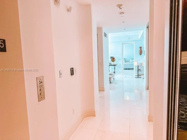 16901 Collins Ave # 504, Sunny Isles Beach FL 33160