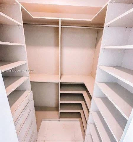 16901 Collins Ave # 504, Sunny Isles Beach FL 33160