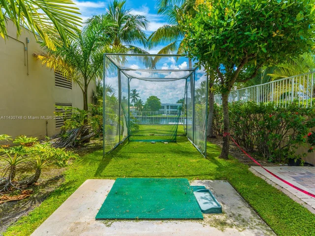 1985 S Ocean Dr # 2L, Hallandale Beach FL 33009