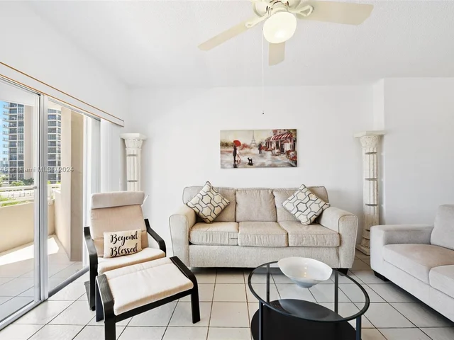 1985 S Ocean Dr # 2L, Hallandale Beach FL 33009