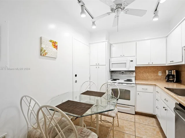 1985 S Ocean Dr # 2L, Hallandale Beach FL 33009