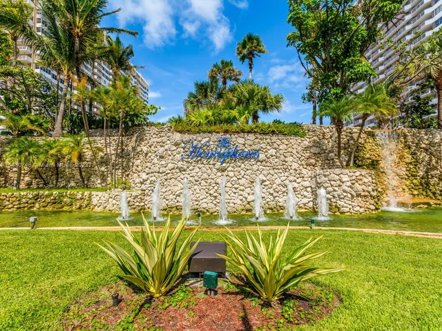 1985 S Ocean Dr # 2L, Hallandale Beach FL 33009