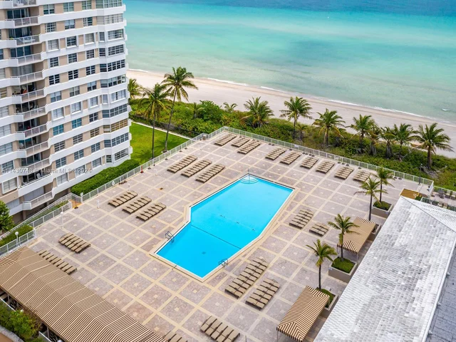 1985 S Ocean Dr # 2L, Hallandale Beach FL 33009