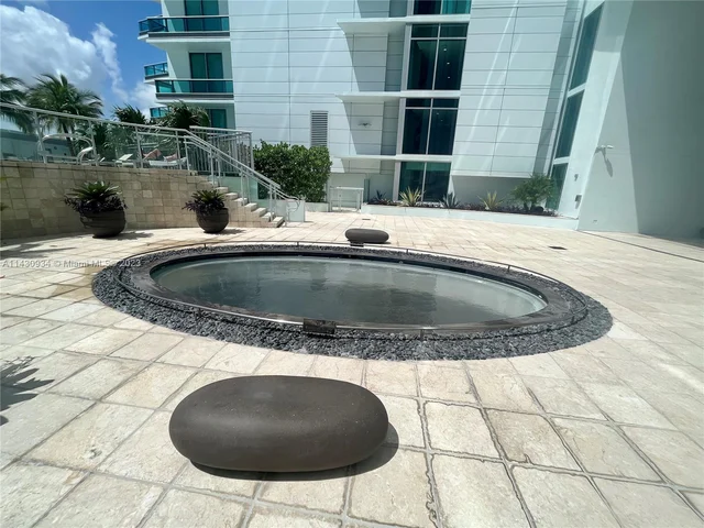 900 Biscayne Blvd # 3012, Miami FL 33132