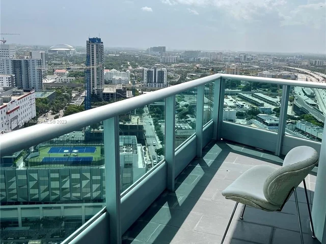 900 Biscayne Blvd # 3012, Miami FL 33132