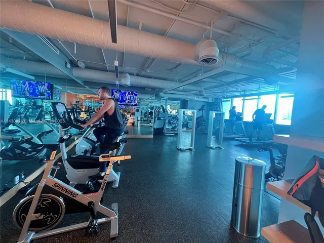 900 Biscayne Blvd # 3012, Miami FL 33132