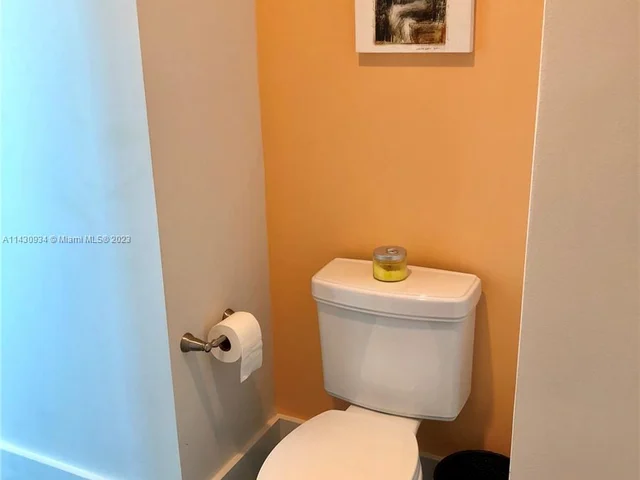 900 Biscayne Blvd # 3012, Miami FL 33132