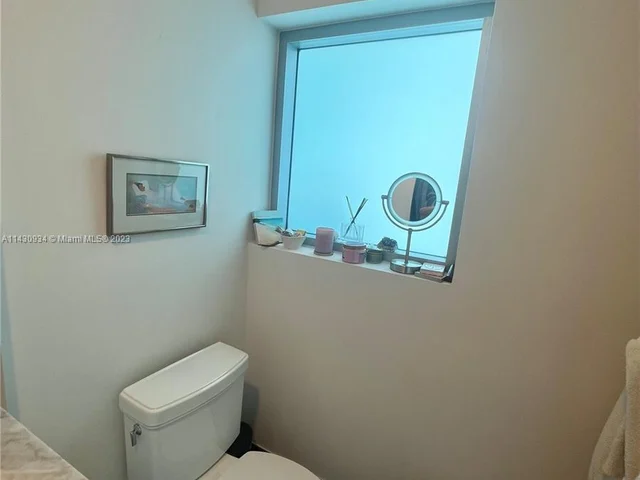 900 Biscayne Blvd # 3012, Miami FL 33132