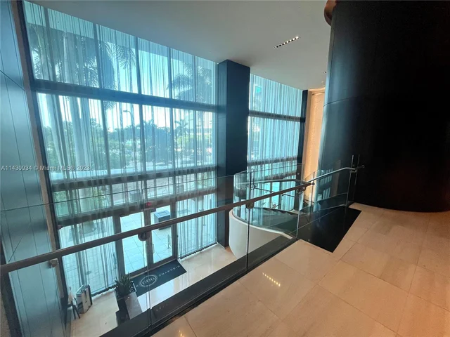 900 Biscayne Blvd # 3012, Miami FL 33132