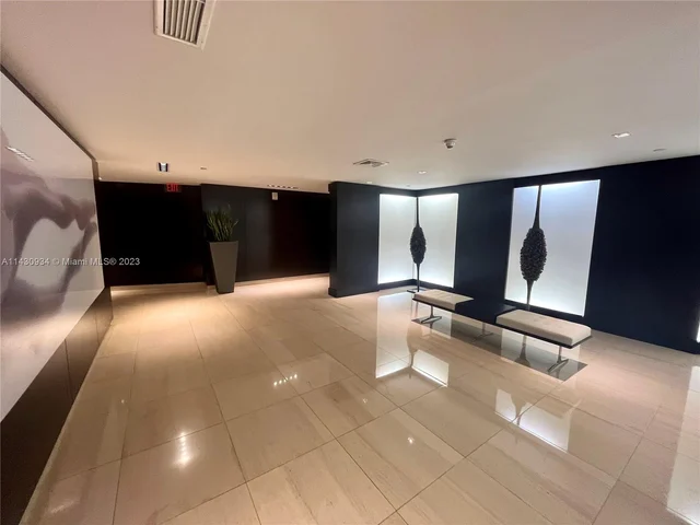 900 Biscayne Blvd # 3012, Miami FL 33132