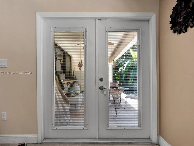 8240 NW 163rd St, Miami Lakes FL 33016