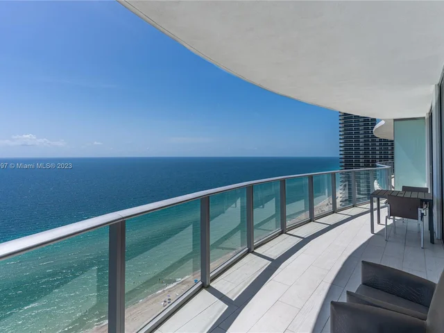 4111 S Ocean Dr # 2302, Hollywood FL 33019