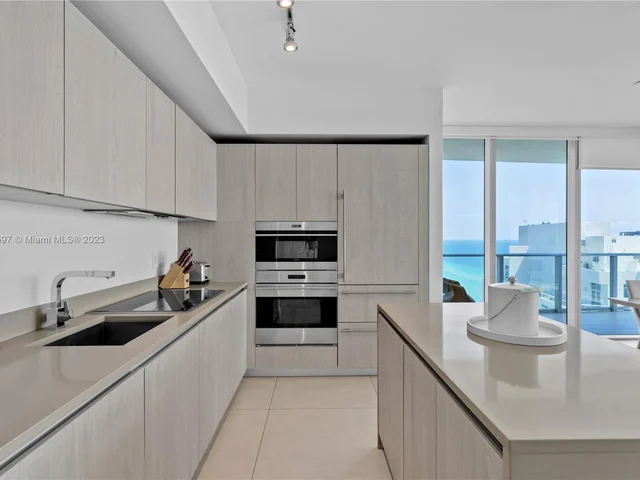 4111 S Ocean Dr # 2302, Hollywood FL 33019