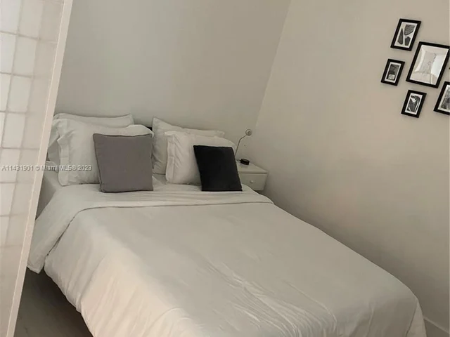 5005 COLLINS AVE # 1022, Miami Beach FL 33140