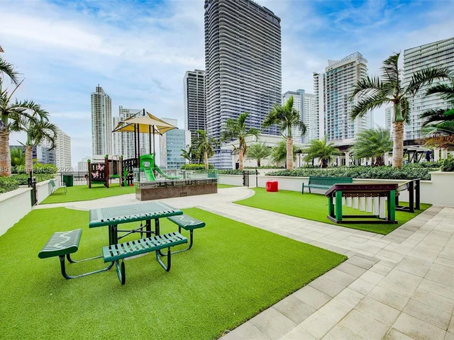 999 SW 1st Ave # 2306, Miami FL 33130