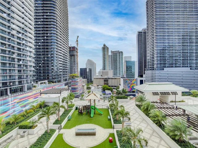 999 SW 1st Ave # 2306, Miami FL 33130