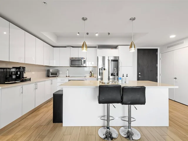 999 SW 1st Ave # 2306, Miami FL 33130