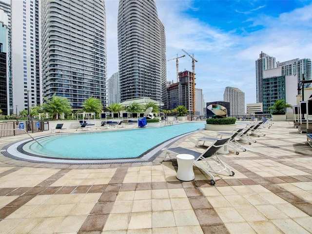 999 SW 1st Ave # 2306, Miami FL 33130