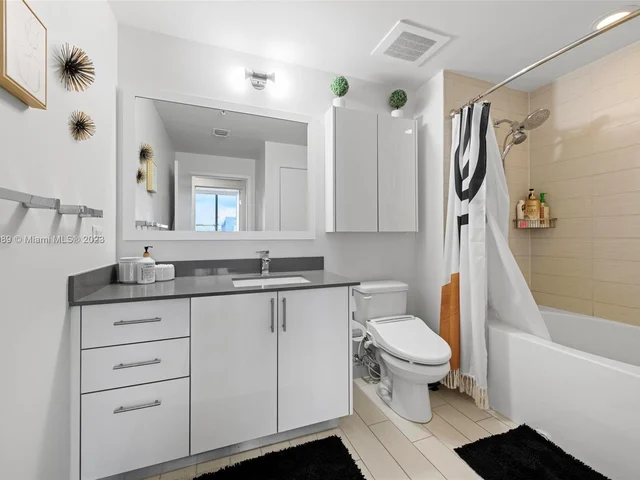 999 SW 1st Ave # 2306, Miami FL 33130