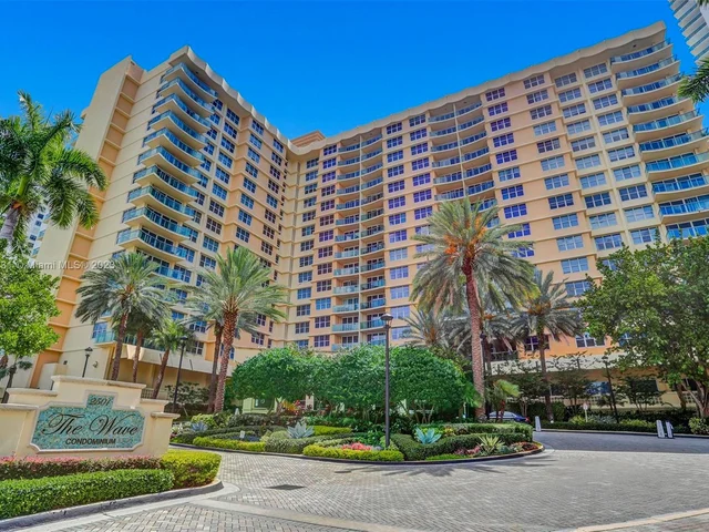 2501 S Ocean Dr, Hollywood FL 33019