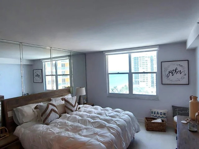 2501 S Ocean Dr, Hollywood FL 33019