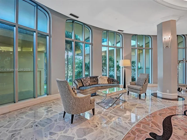 2501 S Ocean Dr, Hollywood FL 33019