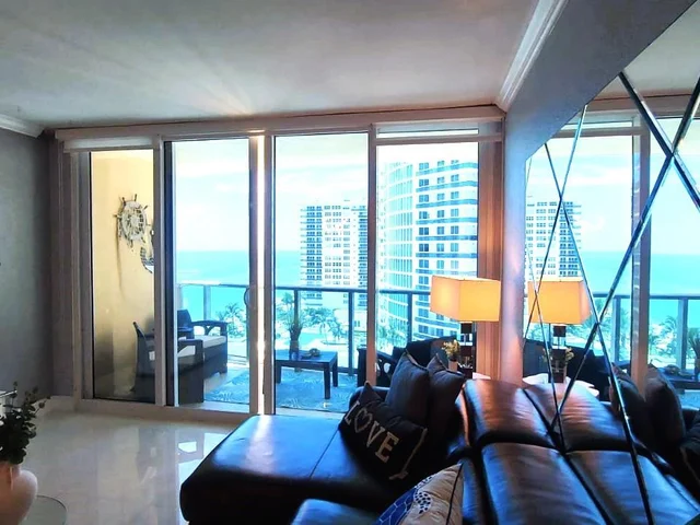 2501 S Ocean Dr, Hollywood FL 33019