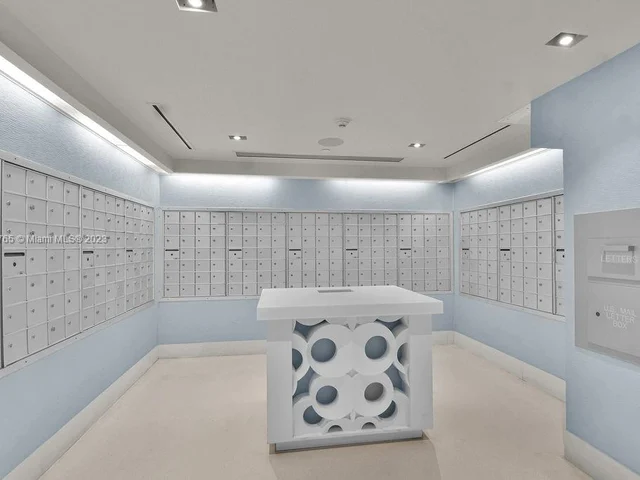 650 West Ave # 2710, Miami Beach FL 33139