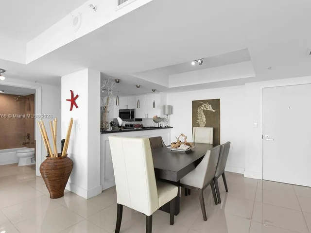 650 West Ave # 2710, Miami Beach FL 33139