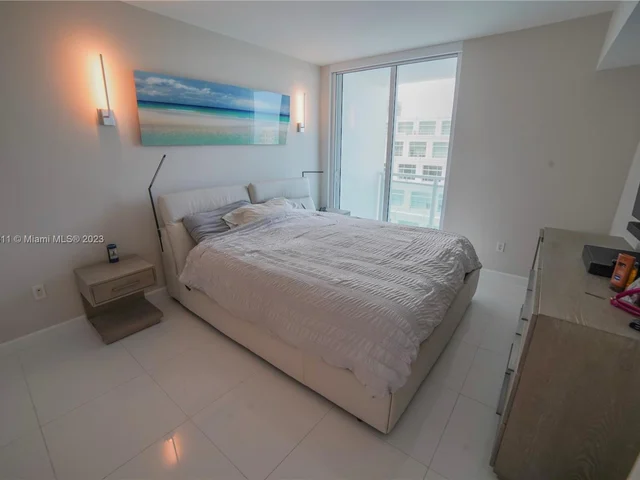 950 BRICKELL BAY DR # 3506, Miami FL 33131