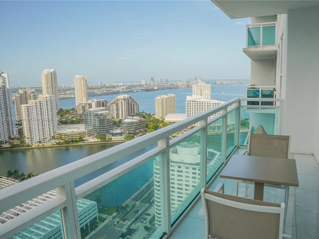 950 BRICKELL BAY DR # 3506, Miami FL 33131