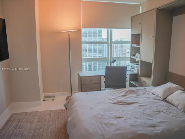 950 BRICKELL BAY DR # 3506, Miami FL 33131