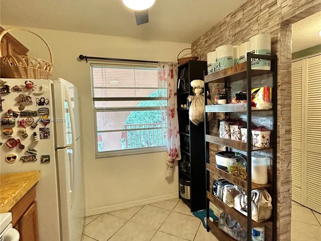 1105 Bahama Bnd # B2, Coconut Creek FL 33066