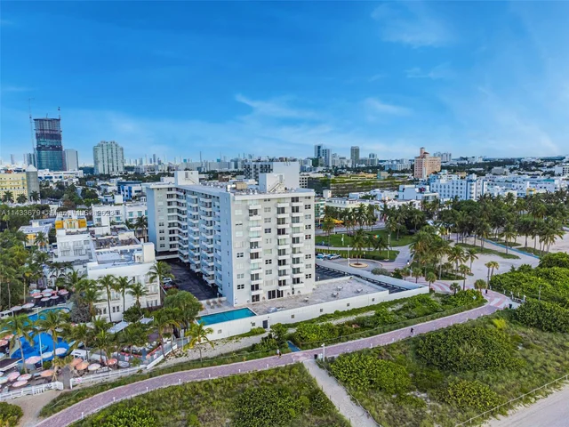 465 Ocean Dr # 506, Miami Beach FL 33139