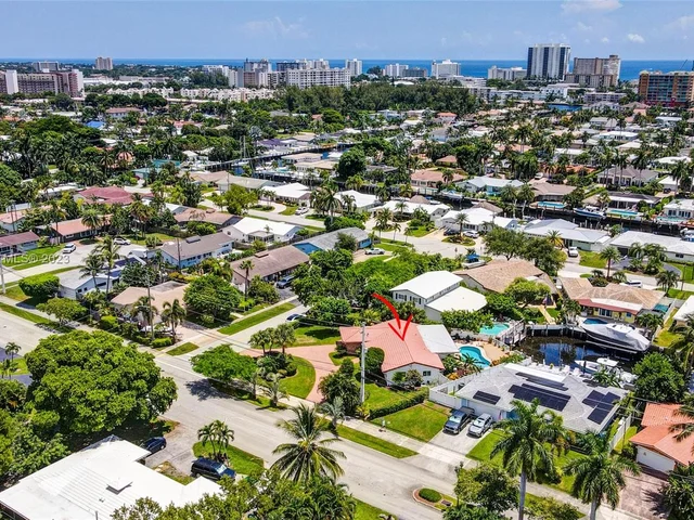 1060 NE 26th Ave, Pompano Beach FL 33062