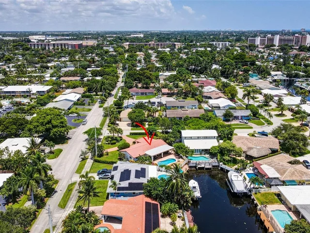 1060 NE 26th Ave, Pompano Beach FL 33062
