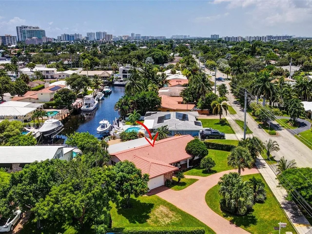 1060 NE 26th Ave, Pompano Beach FL 33062