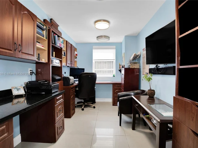 9100 W Bay Harbor Dr, Bay Harbor Islands FL 33154