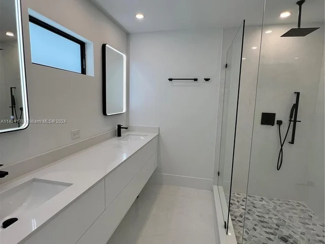 2051 NE 210th St, Miami FL 33179