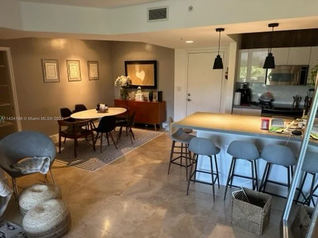 2775 NE 187th St # 312, Aventura FL 33180