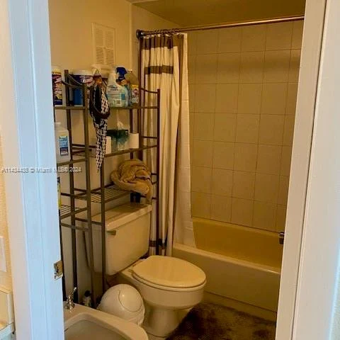 3200 Collins Ave # 5, Miami Beach FL 33140