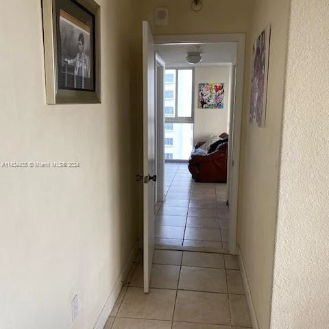 3200 Collins Ave # 5, Miami Beach FL 33140