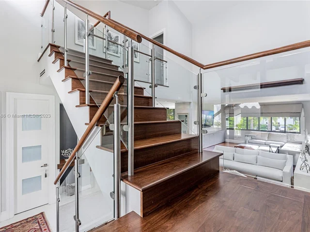 2000 S Bayshore Dr # 43, Miami FL 33133