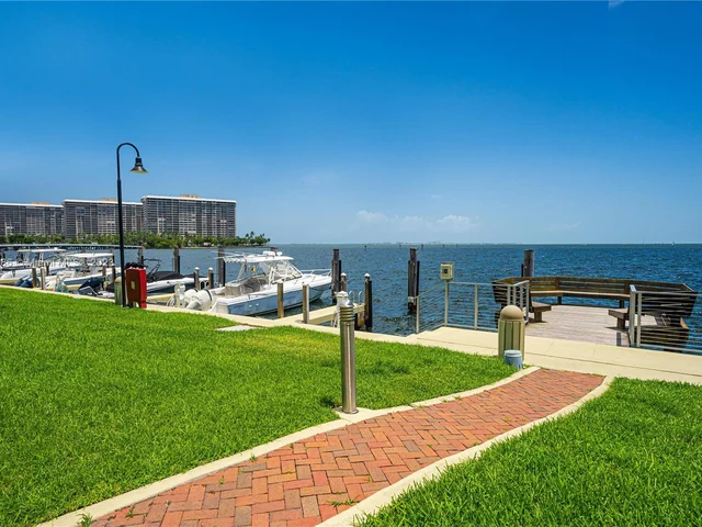 2000 S Bayshore Dr # 43, Miami FL 33133