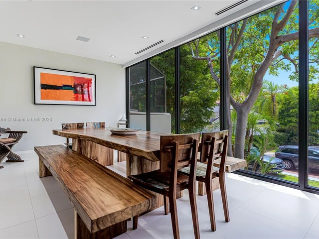 2000 S Bayshore Dr # 43, Miami FL 33133