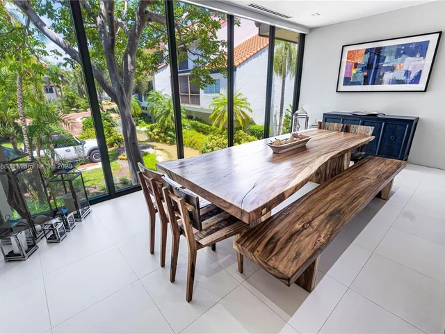 2000 S Bayshore Dr # 43, Miami FL 33133