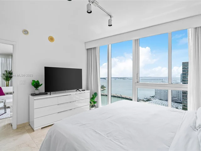 485 Brickell Ave # 2610, Miami FL 33131